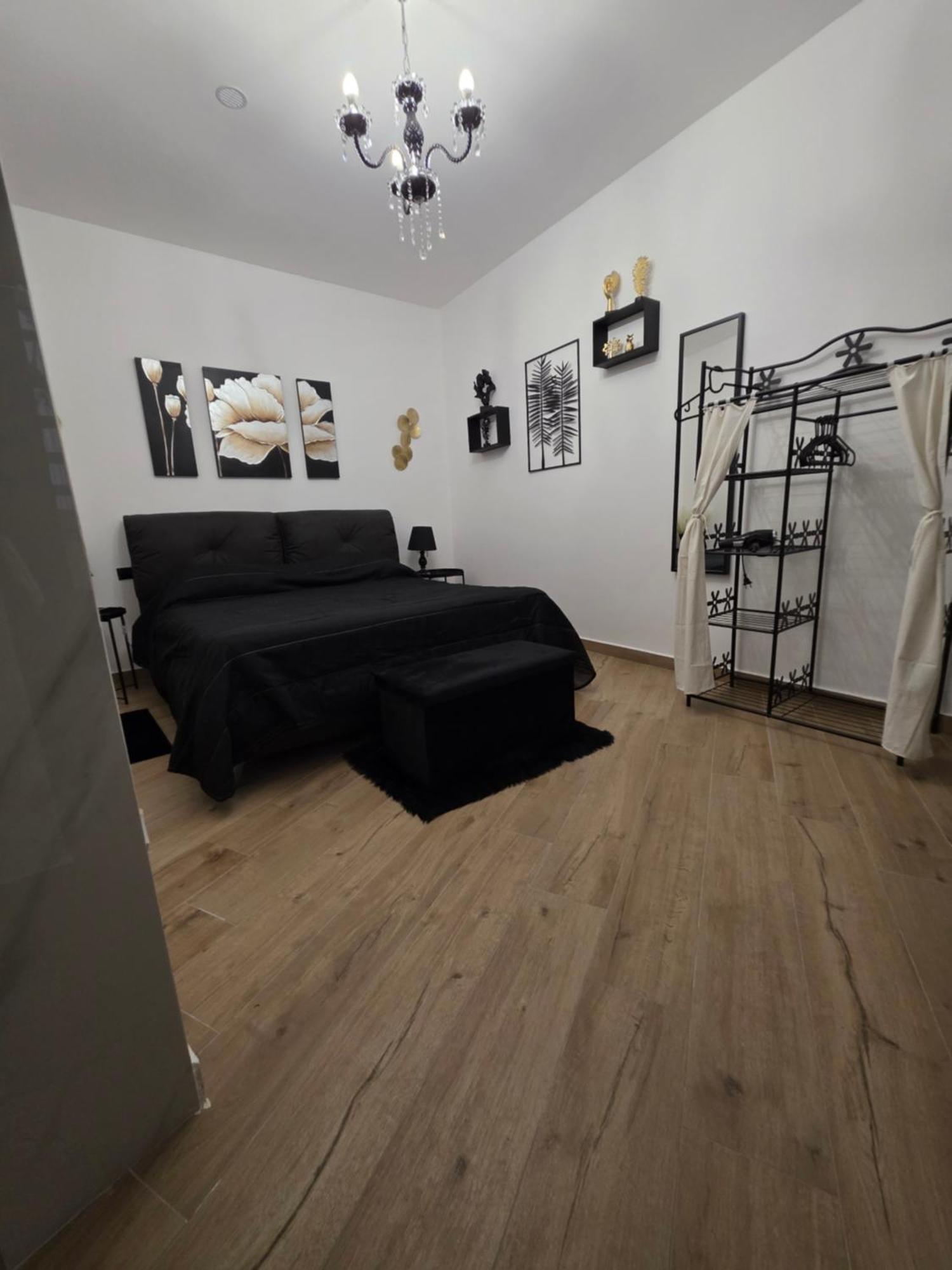 Elite Apartment Spa Aeroporto di Catania Fontana Rossa Camera foto